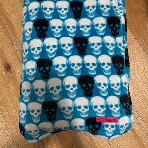 Betsey Johnson Extra Soft Plush Throw 50"x 70" Blue / Black / White Skulls